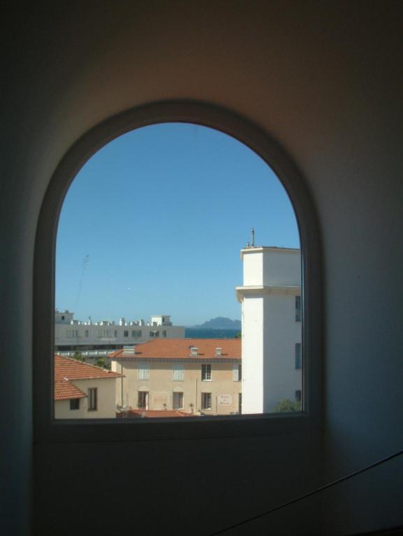 Hotel Villa D'Elsa Juan-les-Pins Bilik gambar